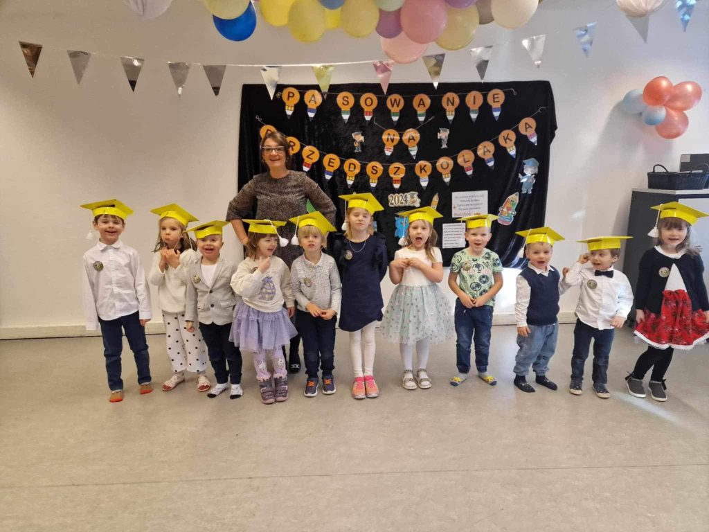 Pasowanie dzieci na przedszkolaka.