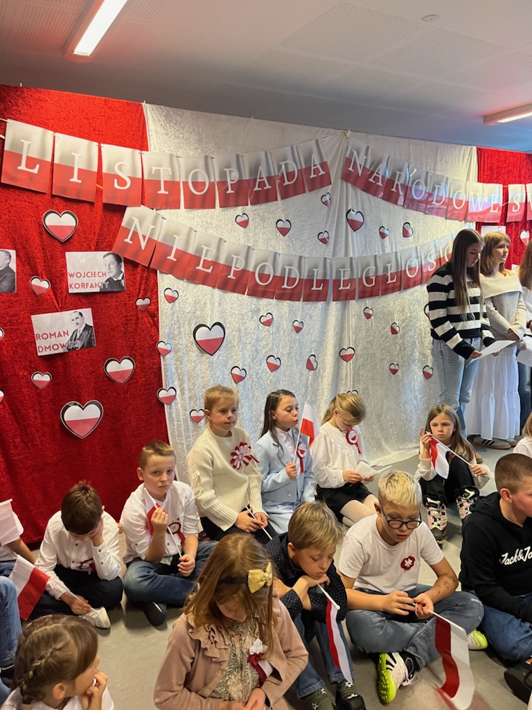 Święto Niepodległości w Szkole Polskiej w Viborgu